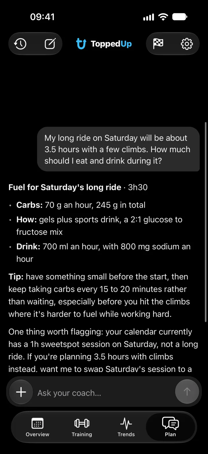 A conversation with the AI coach about fuelling a 3.5-hour ride: about 70 g of carbs an hour, 700 ml of fluid and 800 mg of sodium an hour.